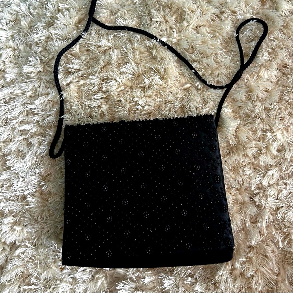 La Regale hand bag 
In excellent condition